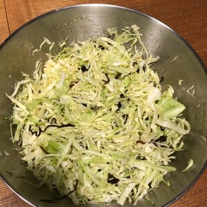 レンジで♪キャベツの塩昆布酢和え